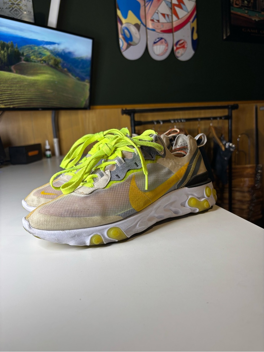 Nike React Element 87 sneakers in the "Light Orewood Brown" size 11